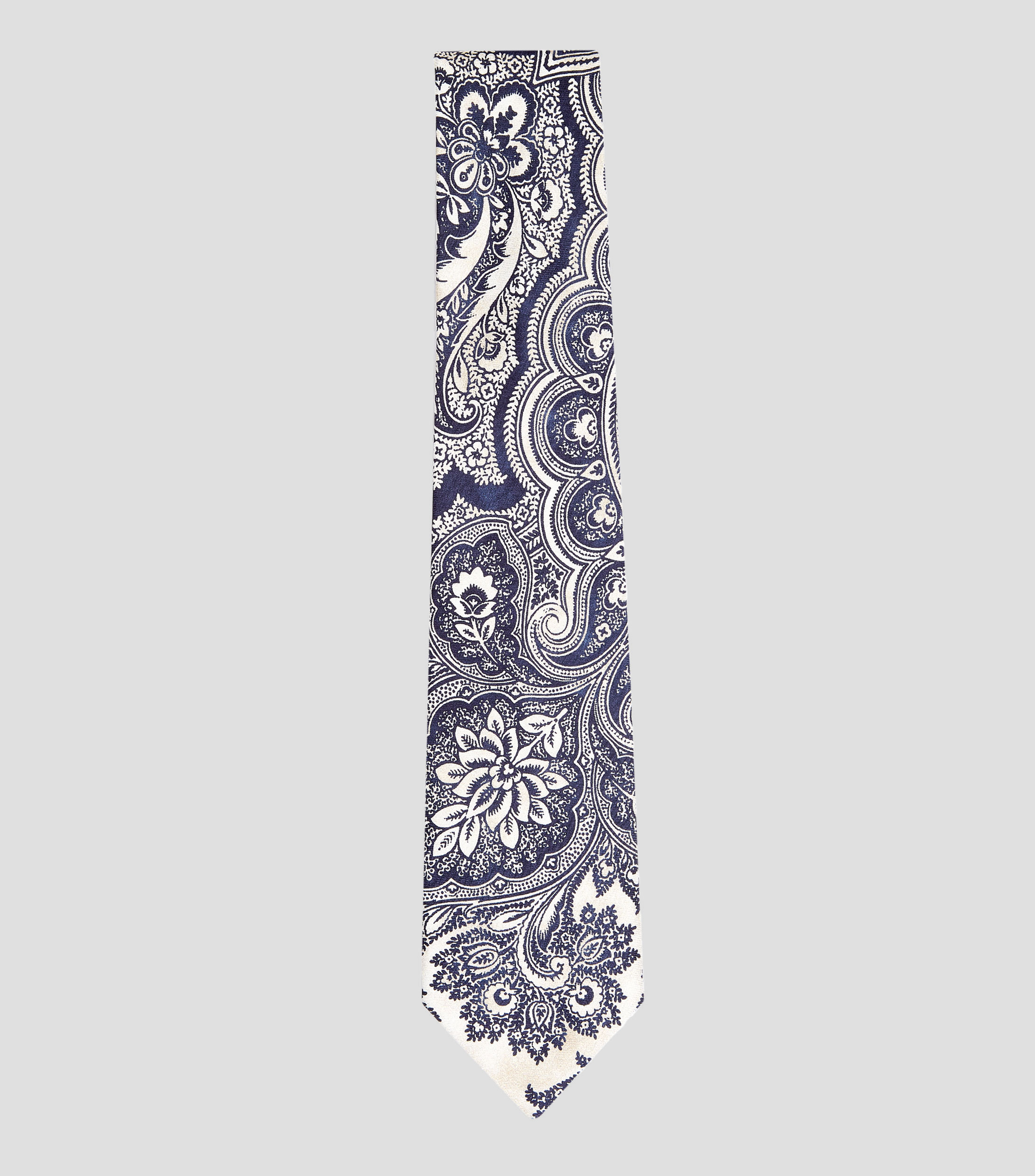 Corbata ancha de seda azul con flores